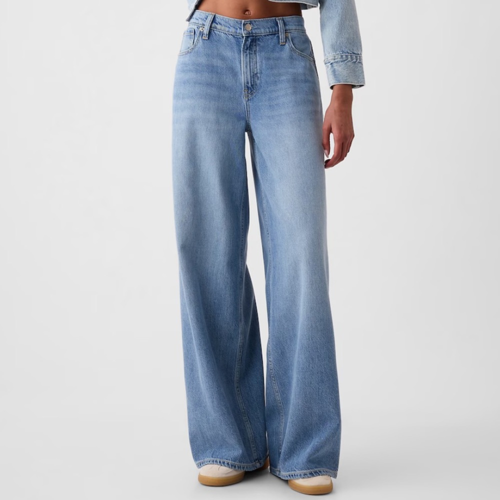 GAP Light Blue Wide-Leg Women's Jeans